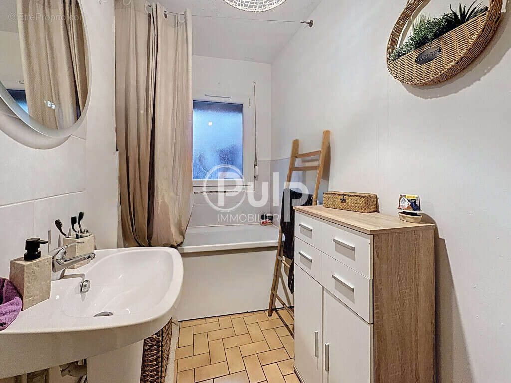 Appartement à AUXI-LE-CHATEAU