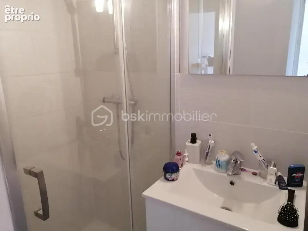 Appartement t1 de 22.40m² -  au 3eme etage  - avec ascenceur - - photo 10