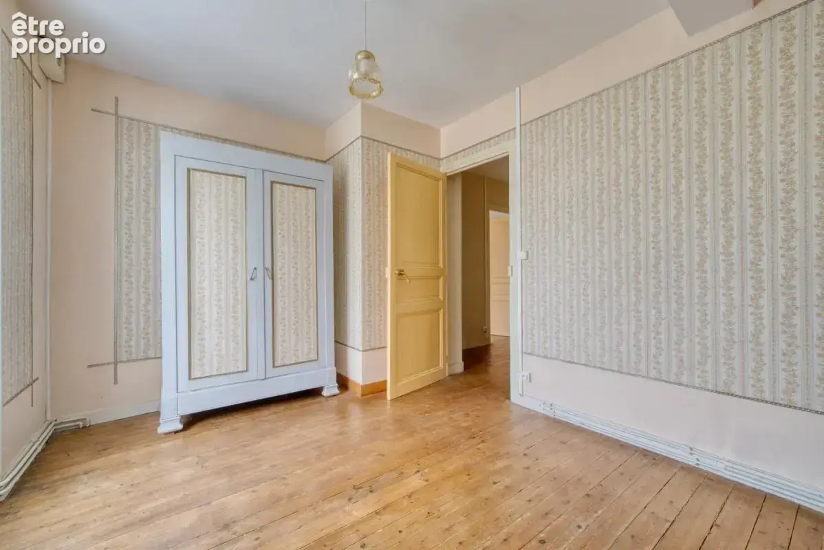 Maison en Pierre 5 pièces de 119 m² à Genouillé - photo 10