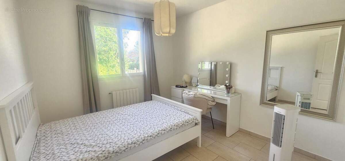 Maison 5 pièces Saint Laurent de Mure - 530000 € - photo 6