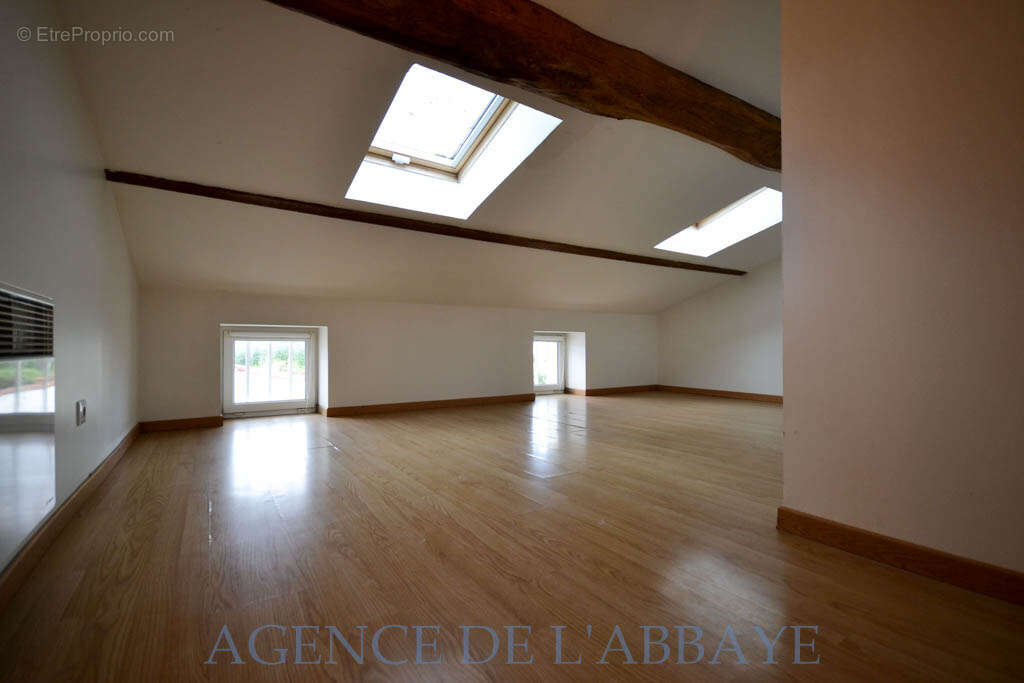 Pont l abbé d'arnoult centre ville maison 134 m2 3 chambres double garage - photo 8