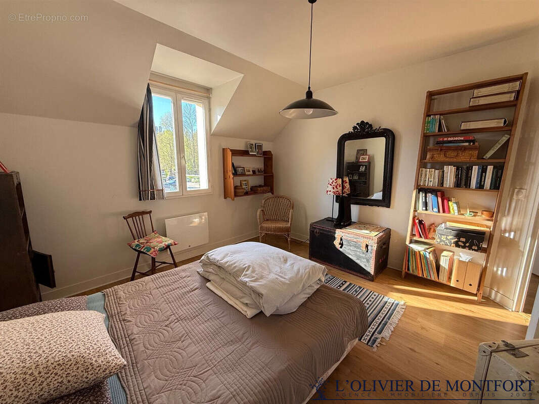Maison Montfort L Amaury 4 pièce(s) 80 m² - photo 9