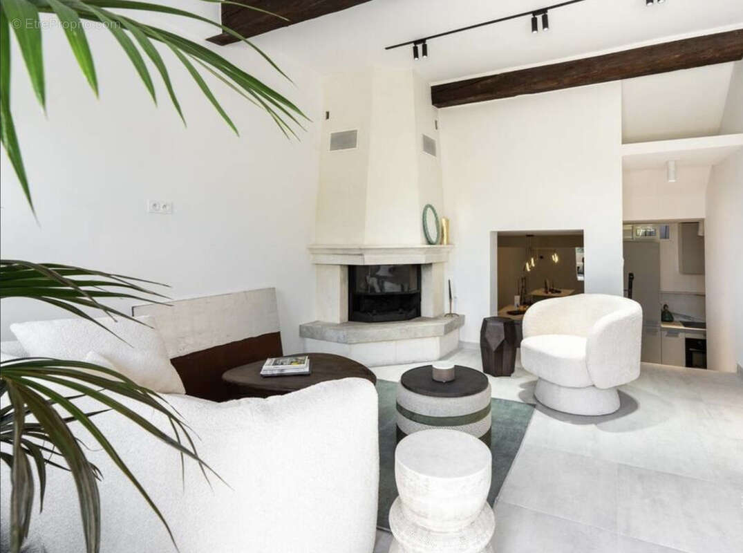 Cannes bas croix des gardes villa t4 de 100m2  jardin - photo 2