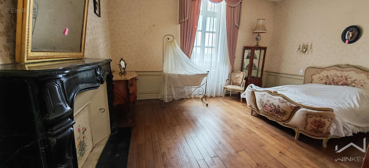 Chateau avec annexe aux portes de Nantes - photo 9
