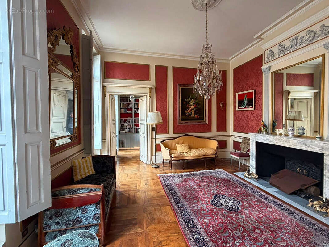 Maison bourgeoise de caractère  - quartier saint-etienne - photo 8