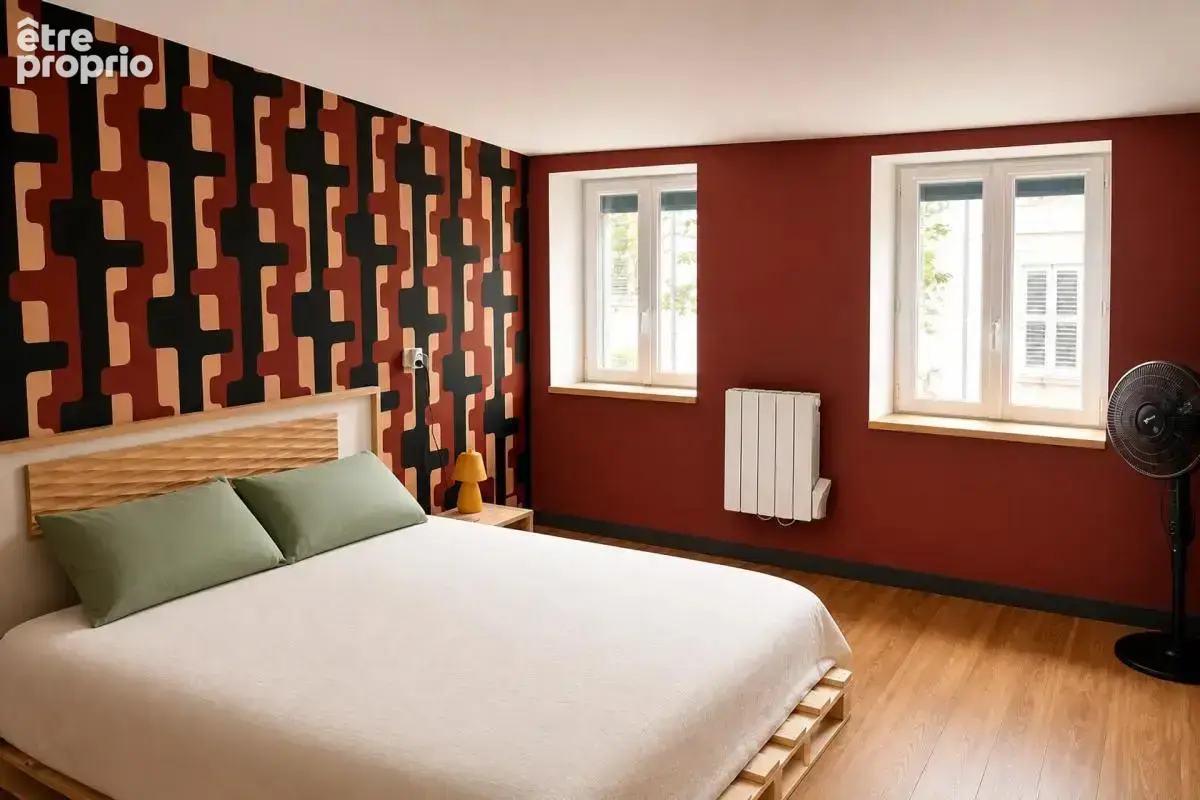 Immeuble rénové 250 m² situé à Ardes - photo 5
