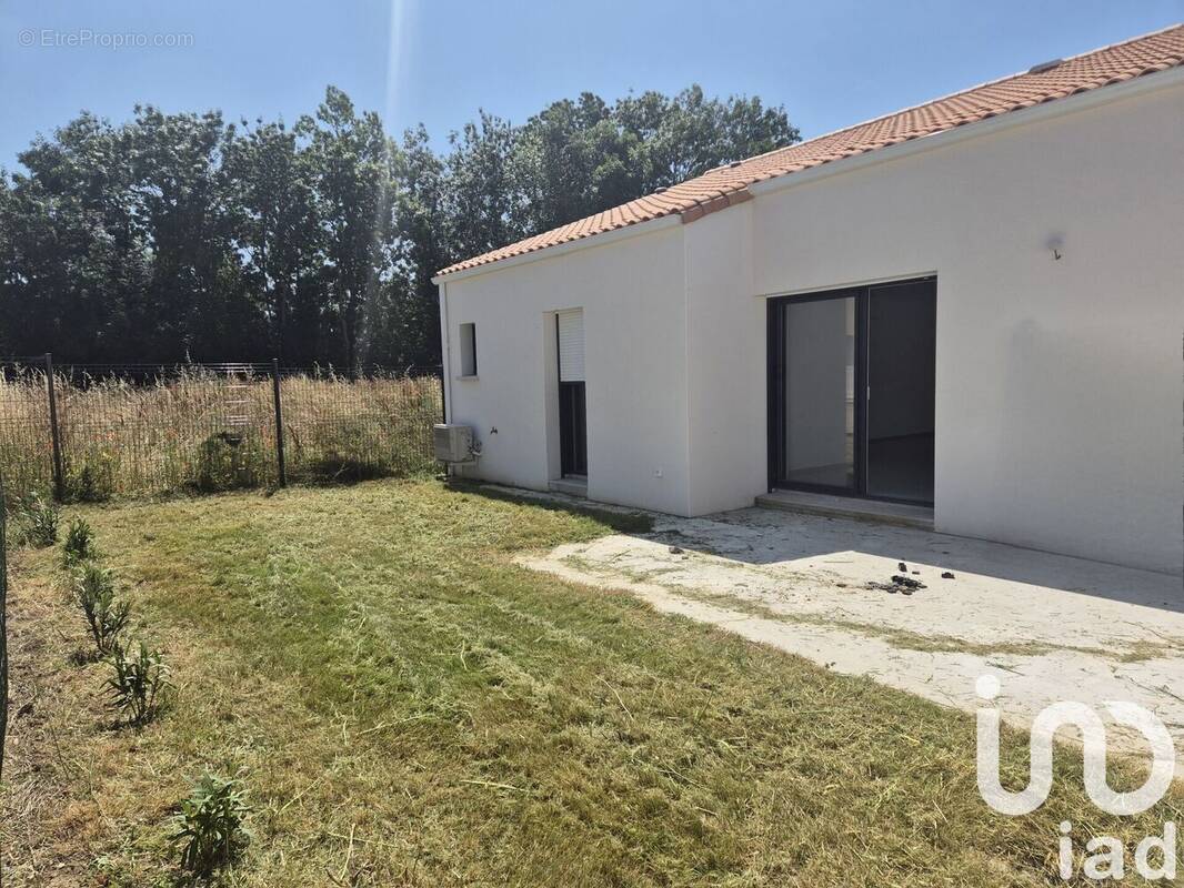 Photo 1 - Maison à ANGLES