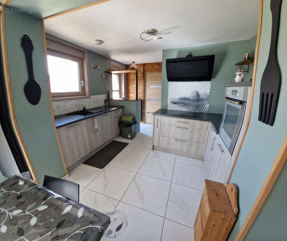 SEMI PLAIN PIED INDIVIDUEL rénové de 175 m2, 5 chambres voir+, garage et jardin sur Sailly Labourse - photo 10