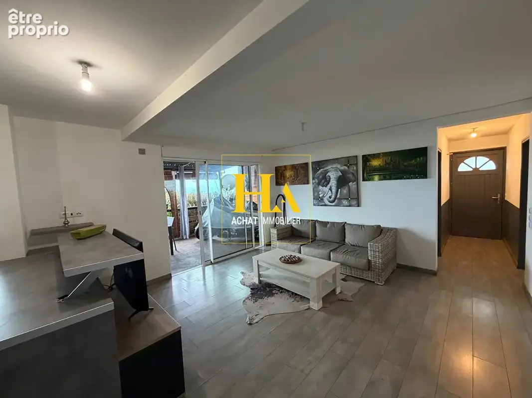 En exclusivité ! Appartement T3 de 70 m2 avec vue mer à Cap Camélia - photo 3