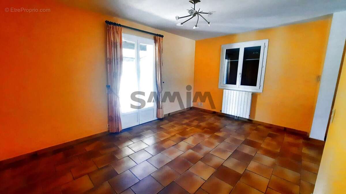 Maison à QUISSAC
