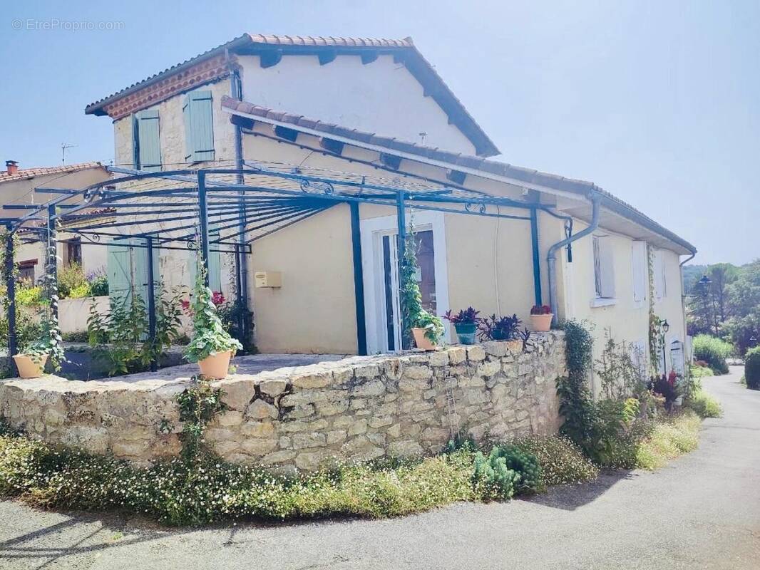 Photo 1 - Maison à ORDAN-LARROQUE