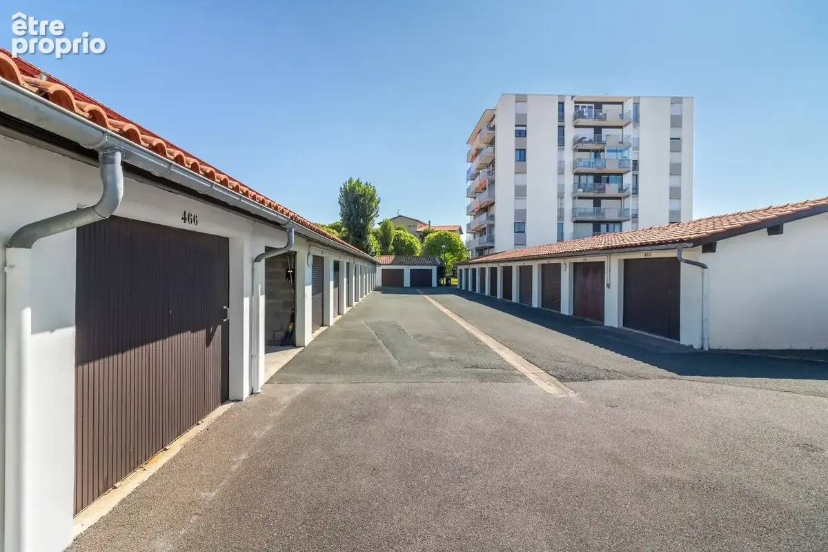Anglet cinq cantons - t4 lumineux avec garage et cave - photo 13