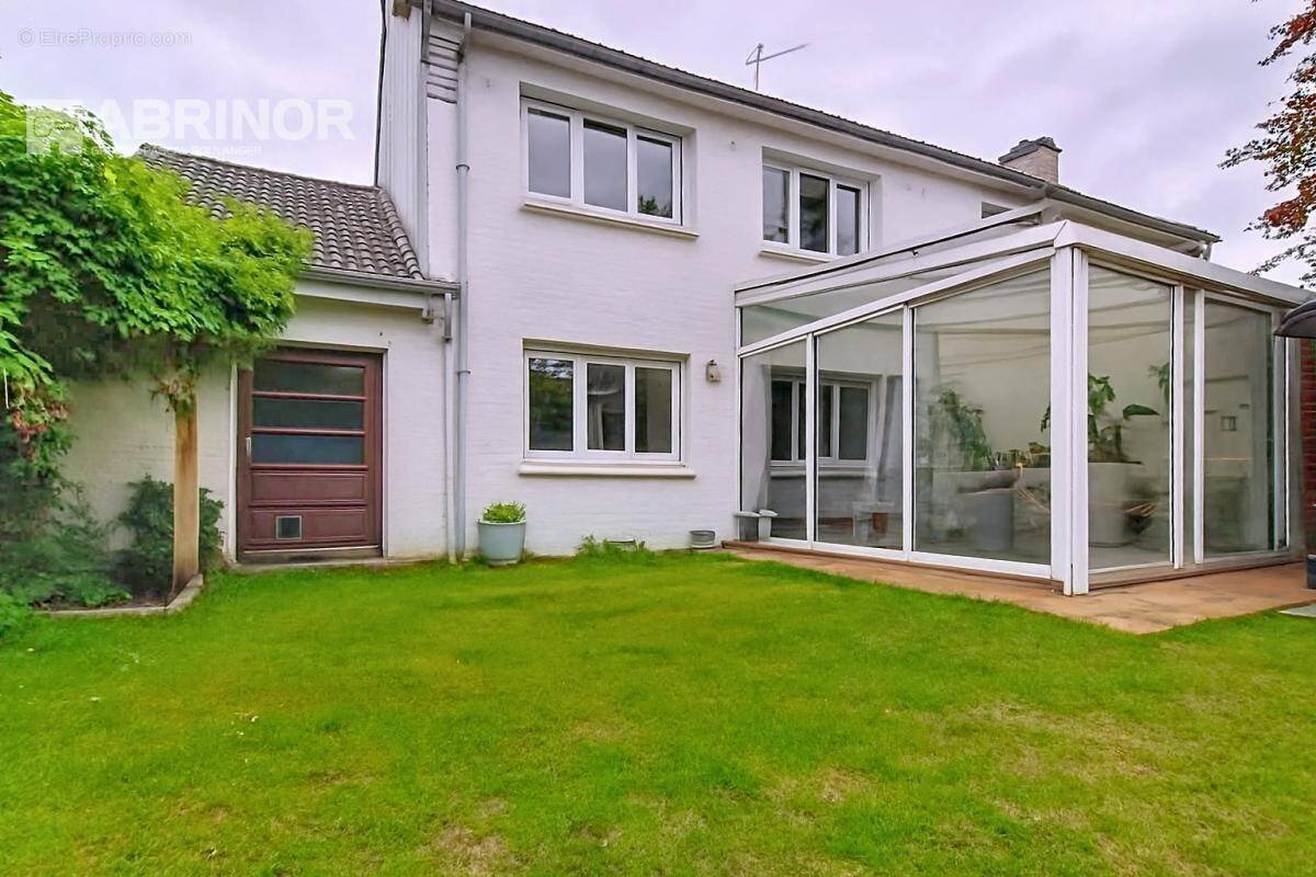 Maison à BOURGHELLES