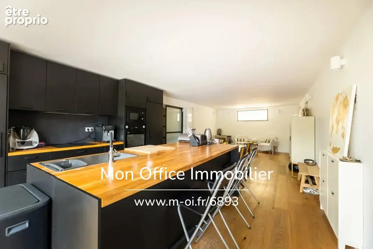 Référence : 6893-YAN. - Appartement 5 pièces + terrasse + piscine - photo 2