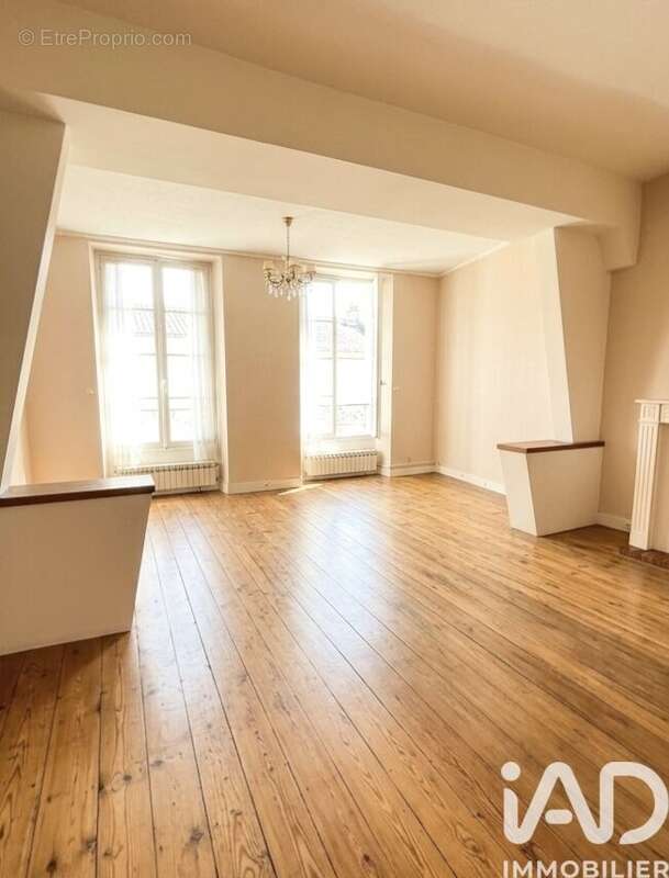 Maison 223 m² à Cadillac  - photo 9
