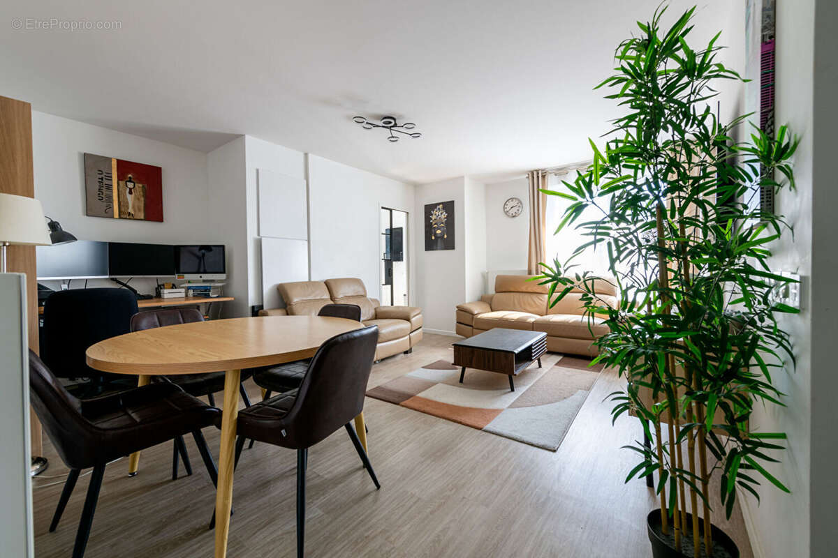 Appartement à NEUILLY-SUR-MARNE
