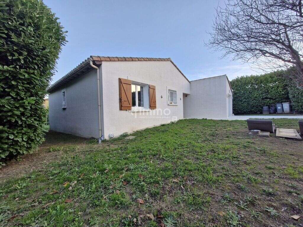 Maison plein pied Montlegun - photo 14