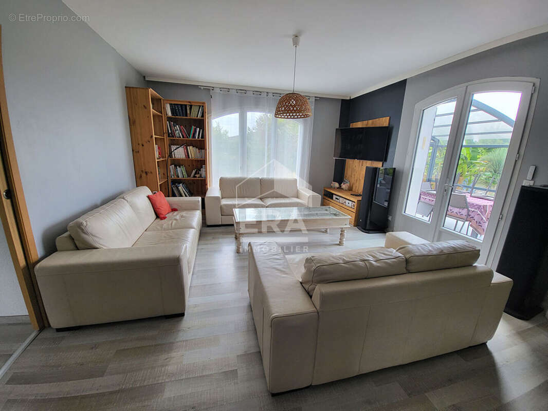 Maison à MESCHERS-SUR-GIRONDE