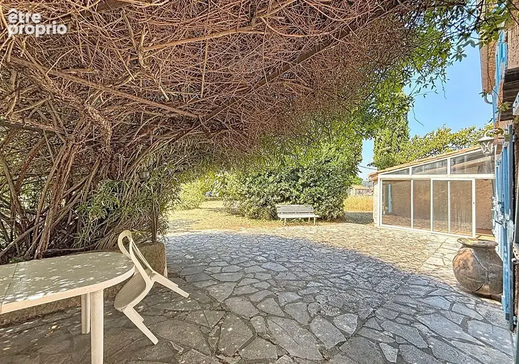 Sur 740 m2 de terrain - photo 13
