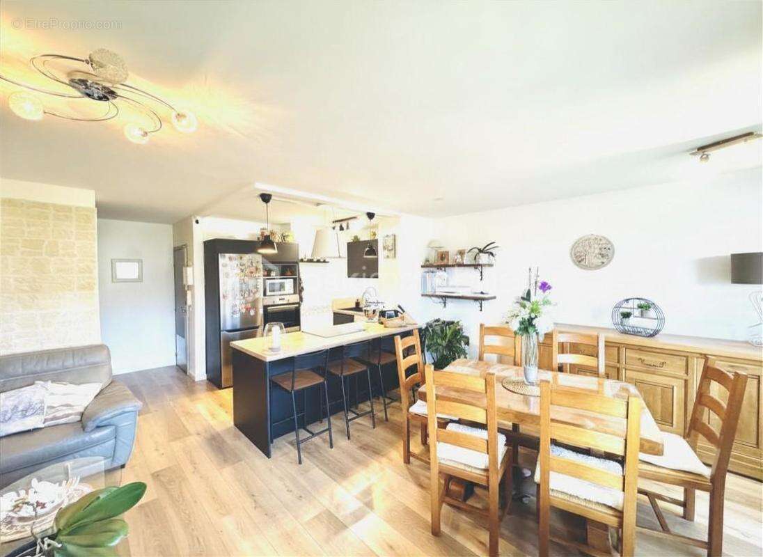Appartement à MARSEILLE-12E