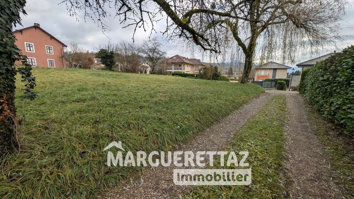 Terrain à CONTAMINE-SUR-ARVE