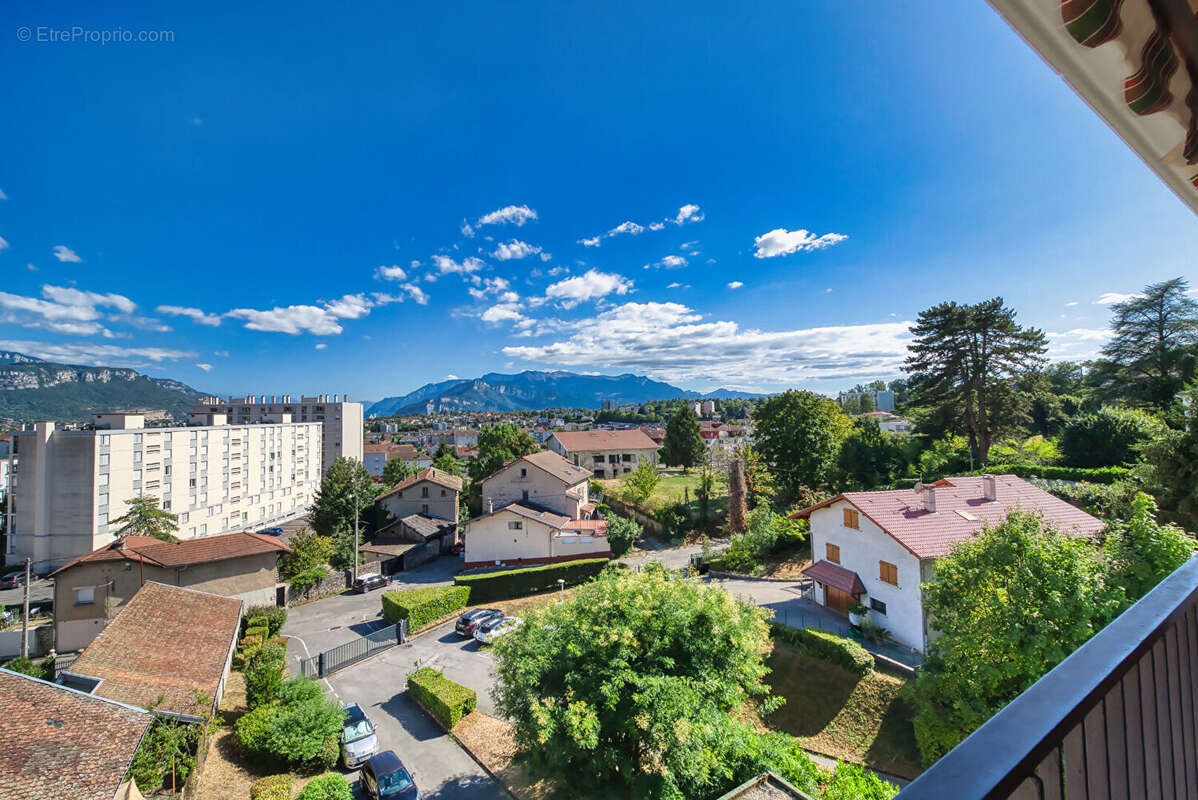Appartement 82m² avec vue panoramique sur les montagnes ? Garage inclus - photo 2