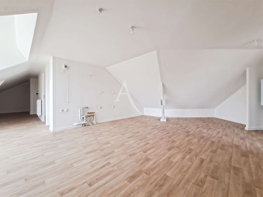 Appartement à SAINT-GERMAIN-LES-ARPAJON