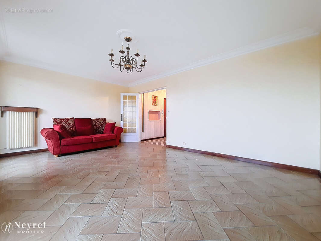 Appartement à VENISSIEUX