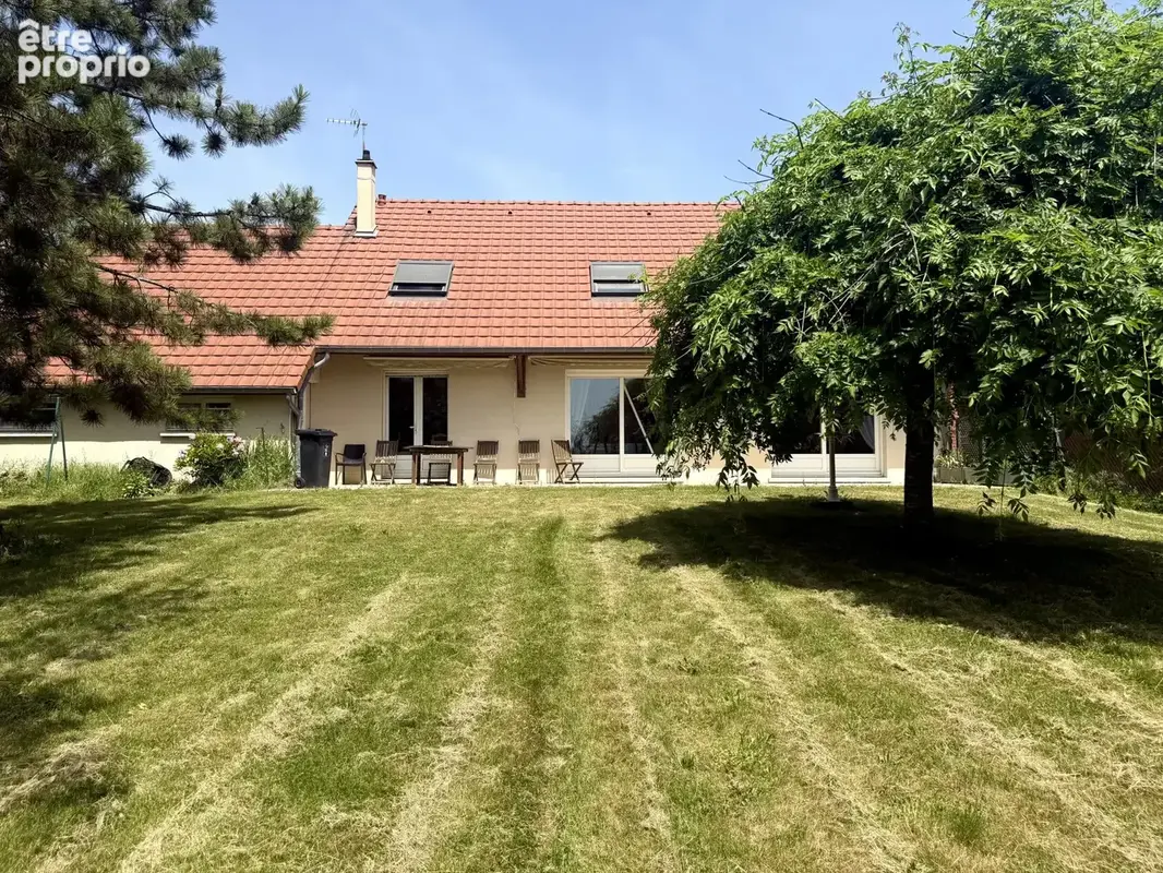 Maison 7 pièces 135 m² à vendre à Suippes (51600) - photo 2