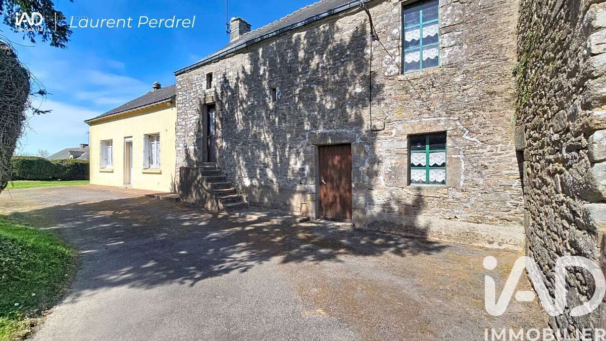 Photo 2 - Maison à SAINT-GORGON