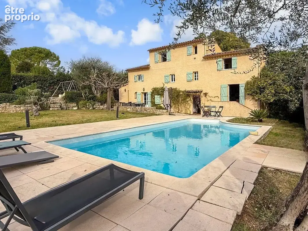 Maison à GRASSE