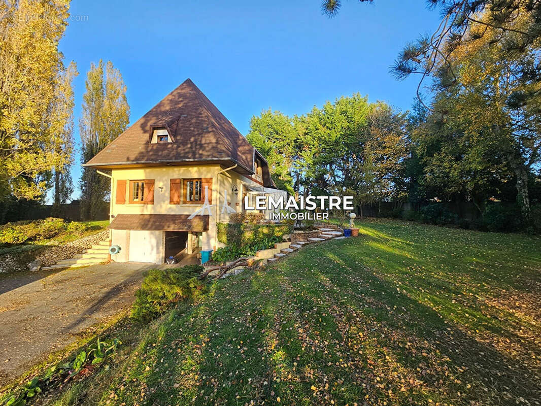 Maison à MONTIVILLIERS