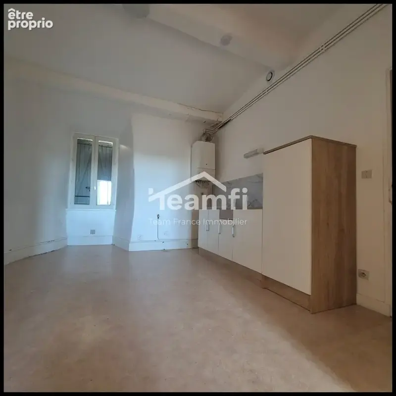 Appartement 205 m² à vendre à Thiers (63300) - photo 2