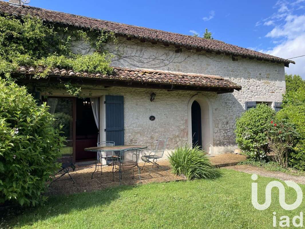 Photo 2 - Maison à SAINT-SAVIN