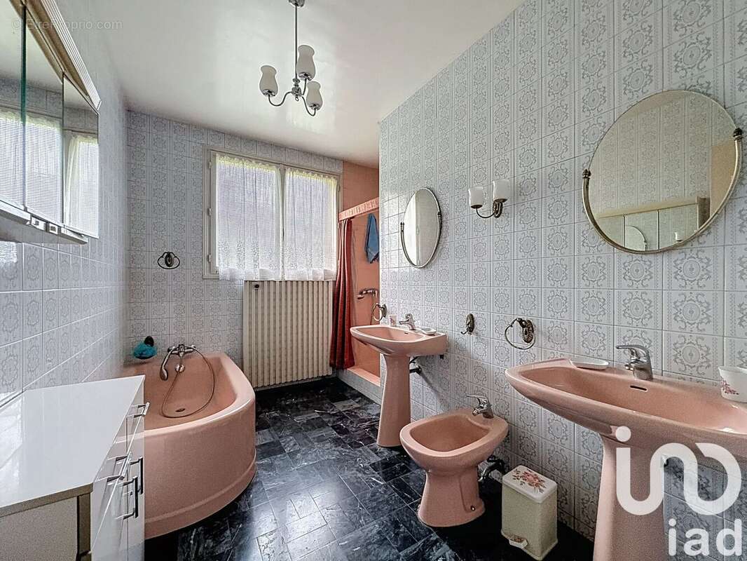 Photo 6 - Maison à SAINT-REMY-LES-CHEVREUSE