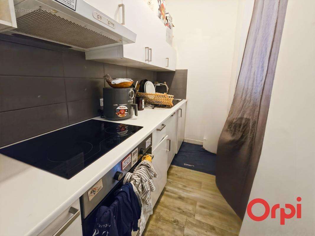 Exclusivite - a vendre - t2 - dernier etage - mermoz - photo 4