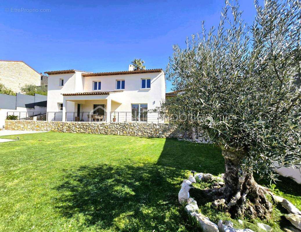 Maison à LA COLLE-SUR-LOUP