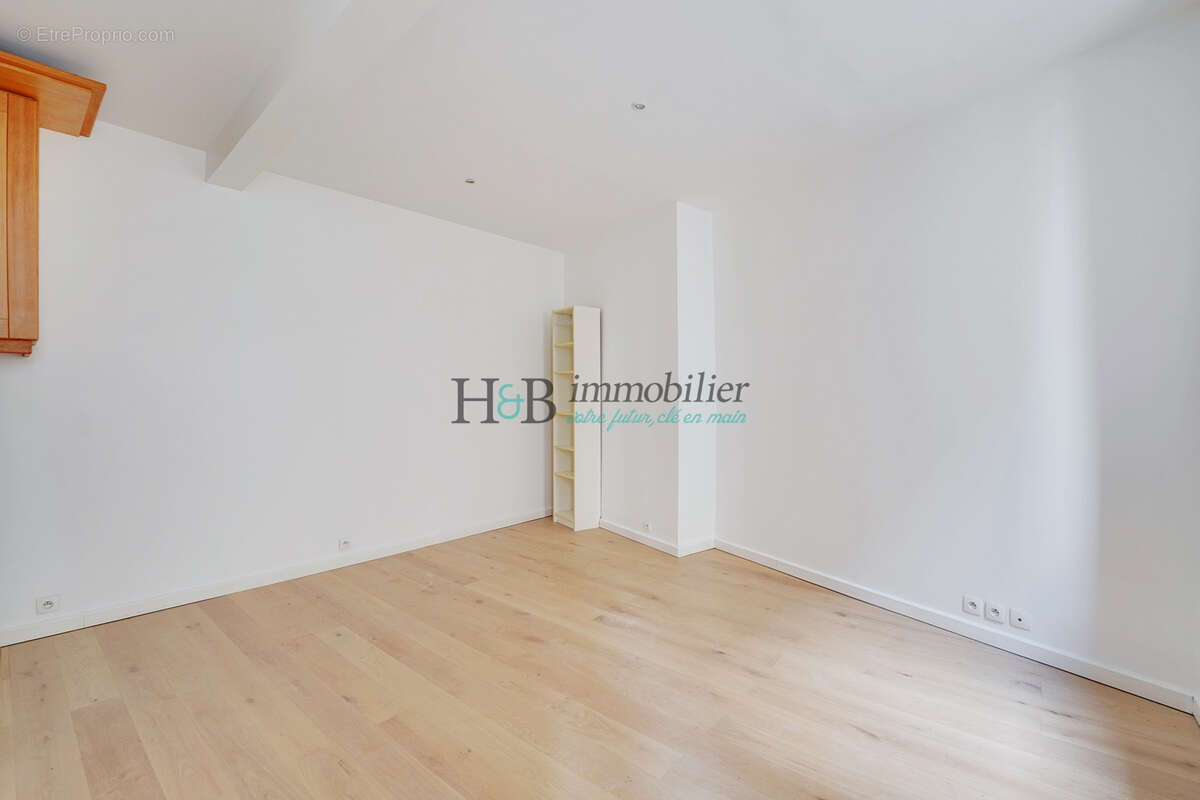 Appartement à PARIS-12E