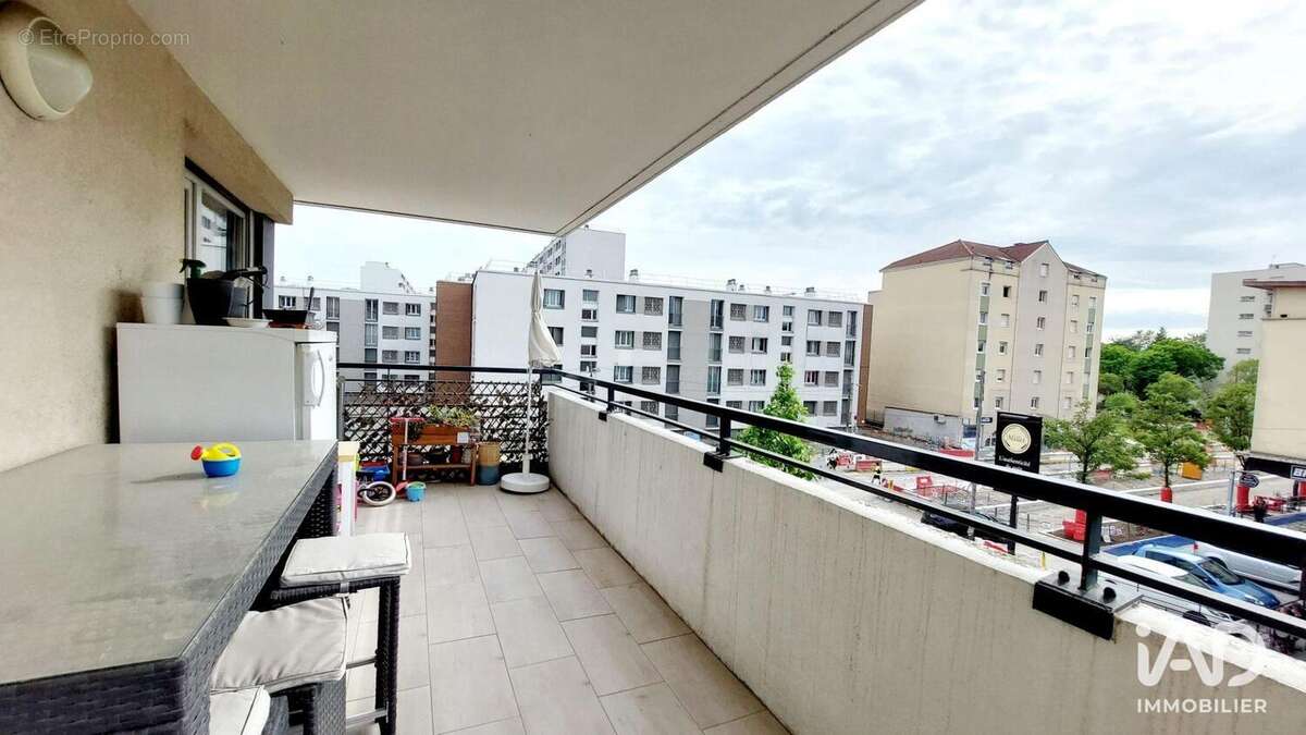 Photo 4 - Appartement à SAINT-FONS