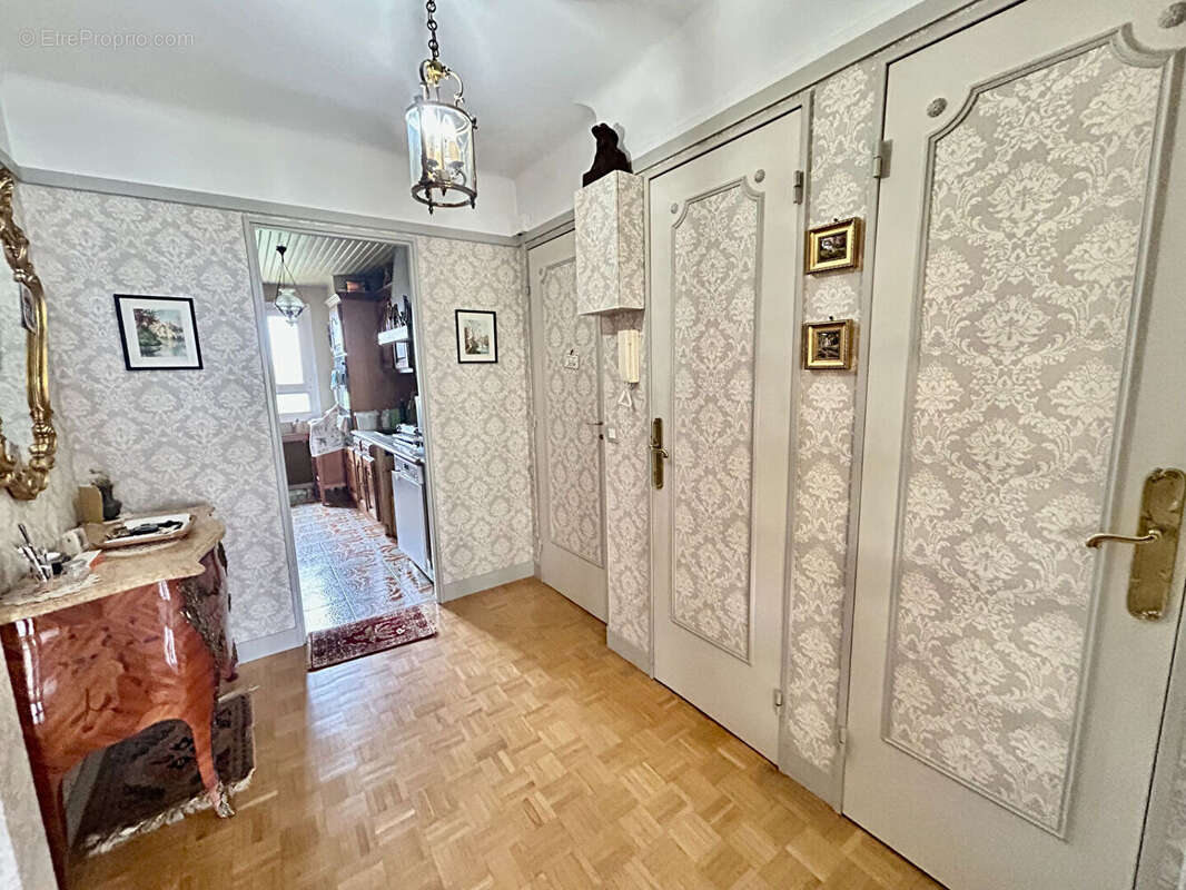 Appartement à NOGENT-SUR-MARNE