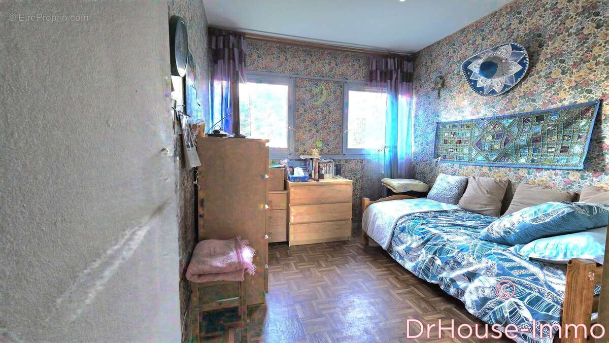 Appartement à LA COURNEUVE