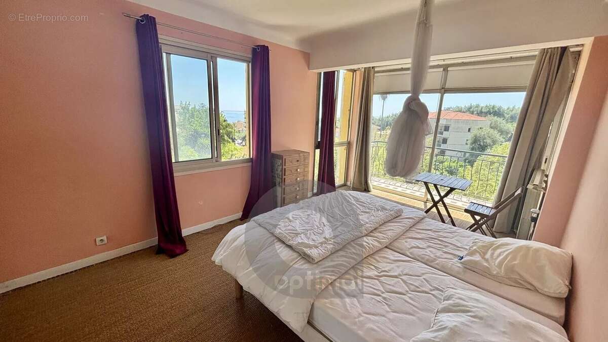 Appartement à MENTON