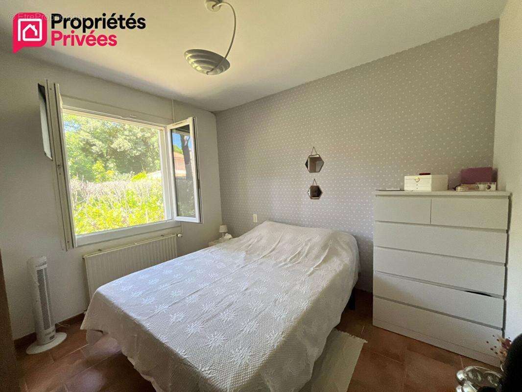A 15 min d'Uzès et Nîmes, Maison familiale de plain-pied 6 pièce(s) 4 chambres 113.16 m2 - photo 7