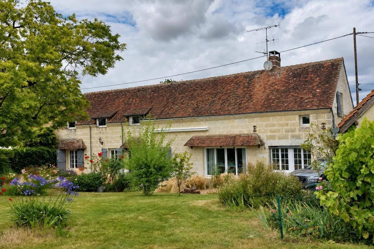 Maison à COUTURE-SUR-LOIR