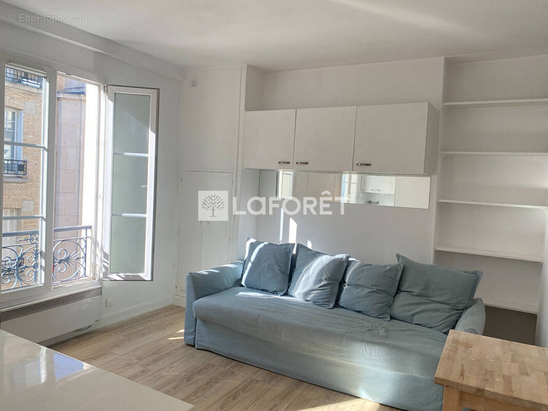 Appartement à PARIS-11E