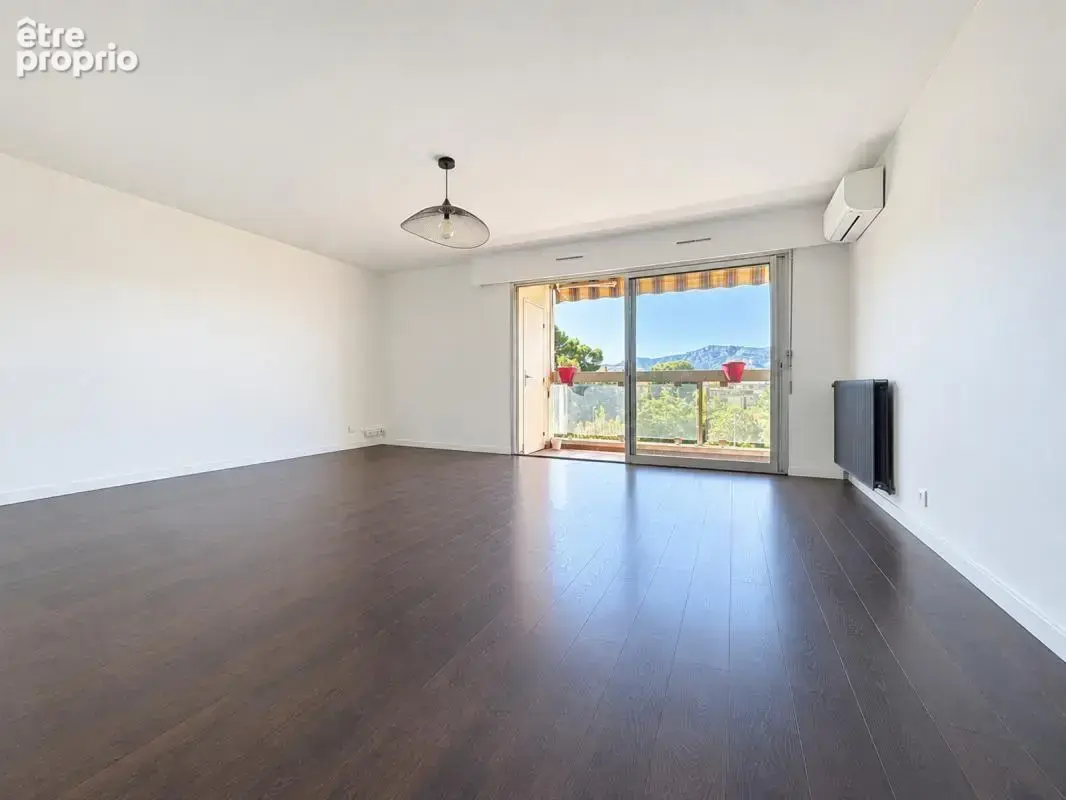 Appartement 4 pièces 84 m² à vendre à Marseille-9e (13009) - photo 2