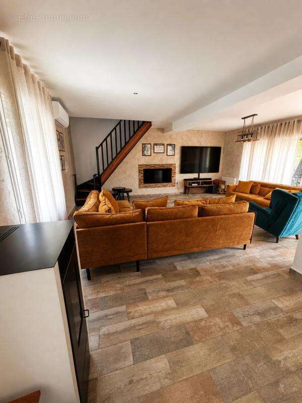 Belle maison mitoyenne - photo 3