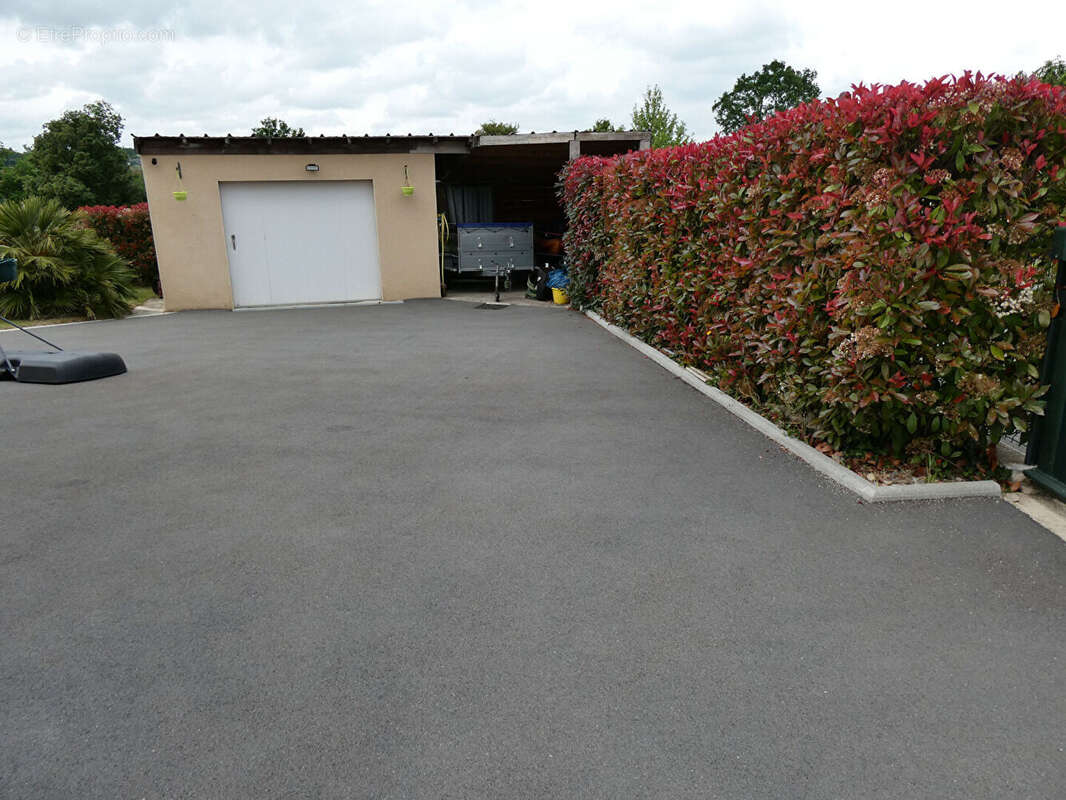 Maison à SAINT-FRAIMBAULT-DE-PRIERES