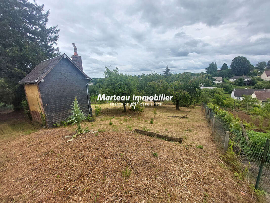 Maison à SAINT-CALAIS