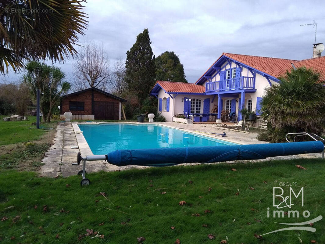 Maison à SAINT-MARTIN-DE-HINX